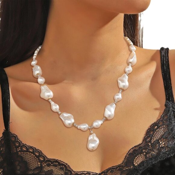 KummerSaprk Pearl Choker Necklace for Women, Layered Black Beaded Jewelry Gift - Picture 4 of 7